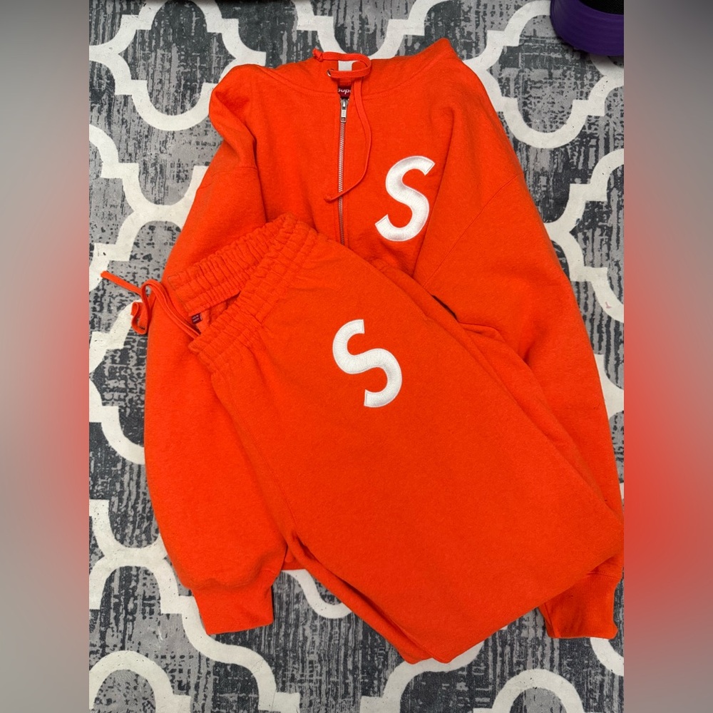 🛑SOLD🛑 SUPREME orange sweatsuit
